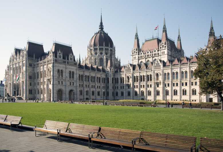 Boedapest: Grote stadstour met bezoek aan het parlement
