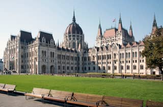 Budapest: Tour della città con visita al Parlamento