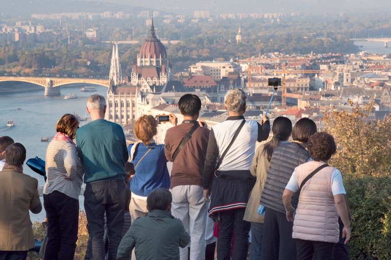 Budapest: Grand City Tour with Parliament VisitTour in English - Non-EU Citizen