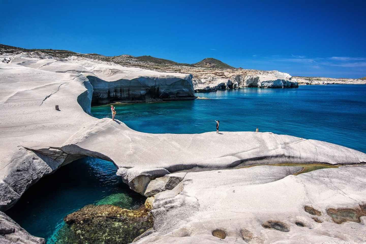Milos Island: Archaeology & Culture Tour