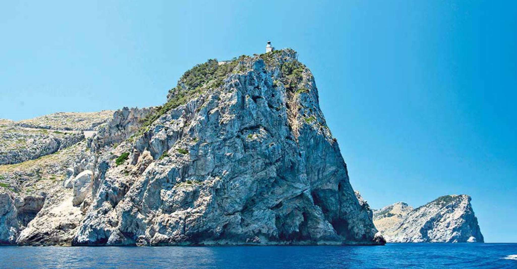 Alcudia, Boat Trip to Cap de Formentor and Formentor - Housity