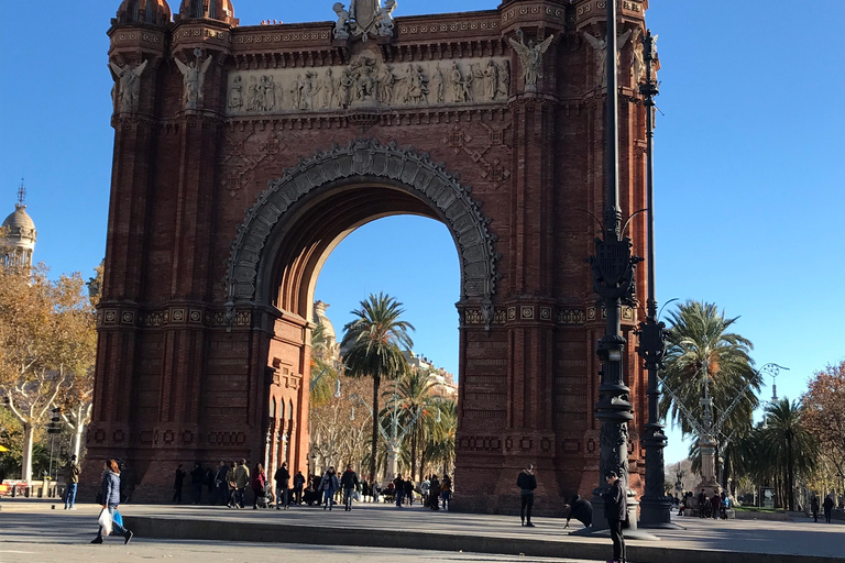 From Salou: Full Day Barcelona Panoramic Tour with Free Time From Salou: Full Day Barcelona Panoramic Tour in French