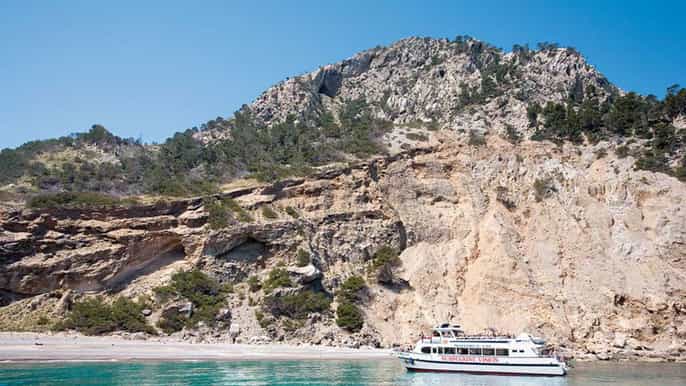 mallorca 2hour glass bottom boat trip to coll baix