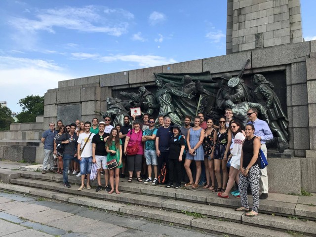 Visit Sofia Communist Walking Tour in Sofía
