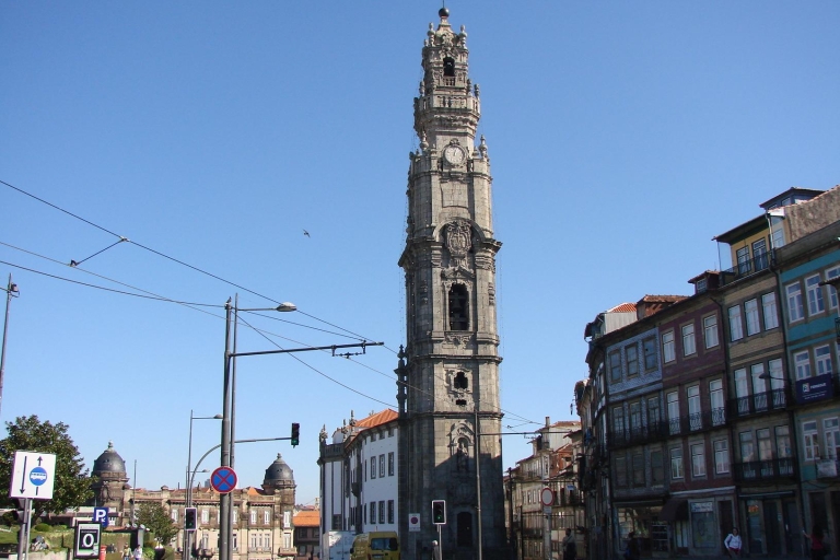 Het beste van Porto: rondleiding met lunch, rondvaart & wijnRondleiding met lunch, rondvaart & wijn met ophaalservice