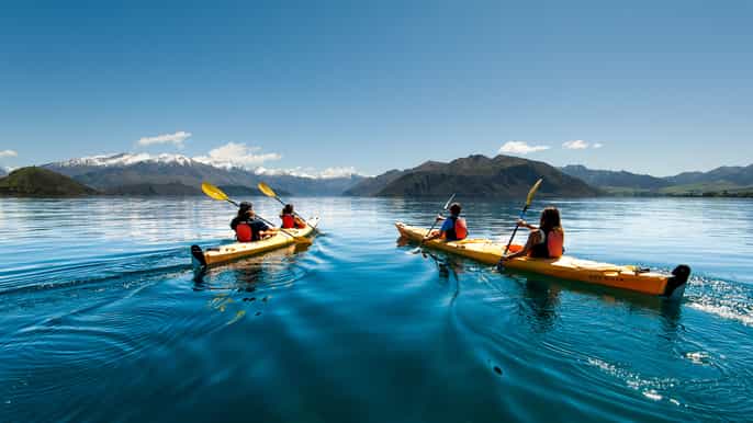 wanaka fullday or halfday guided kayak tour