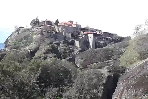 Corfu: Meteora private day tour from Corfu