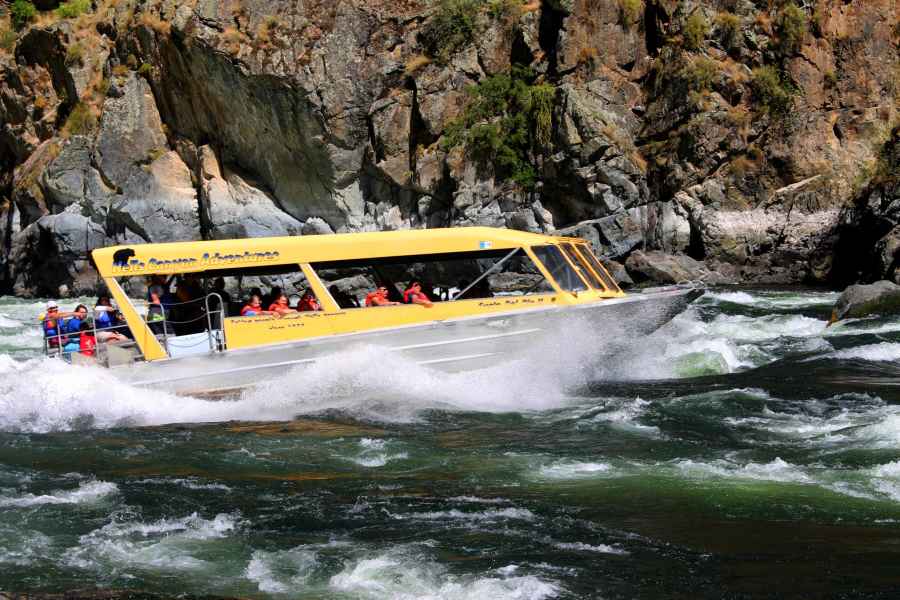 Hells Canyon: Yellow Jet Boat Tour nach Kirkwood, Snake River. Foto: GetYourGuide