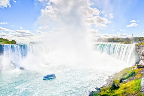 Toronto: Niagara Falls Classic Full-Day Tour by Bus Day Trip with Niagara Cruise and Lunch