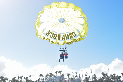 Puerto Plata: Parasailing from Playa Dorada Parasailing + Hotel Pickup