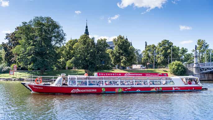 stockholm royal bridges and canal cruise