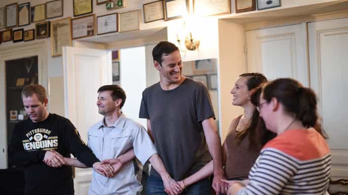 greek folk dancing lesson with dinner live music