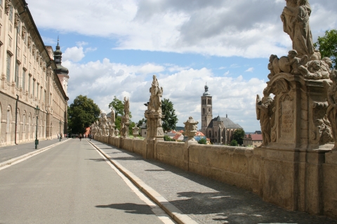 Excursion d'une journée à Kutná Hora au départ de PragueVisite guidée en allemand, espagnol et italien