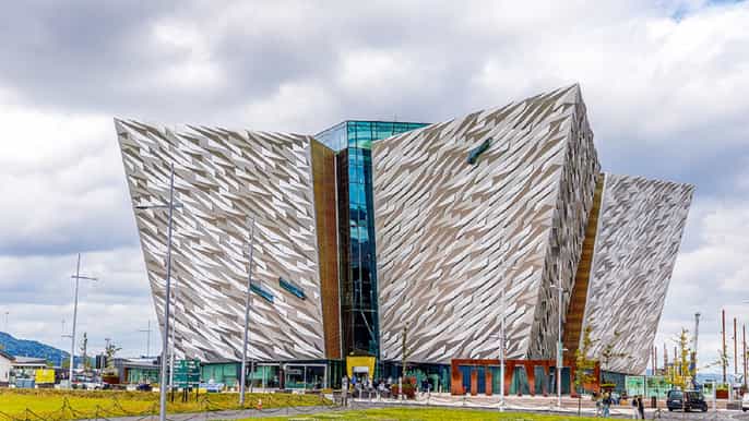 Belfast & Titanic Experience Full-Day Tour from Dublin