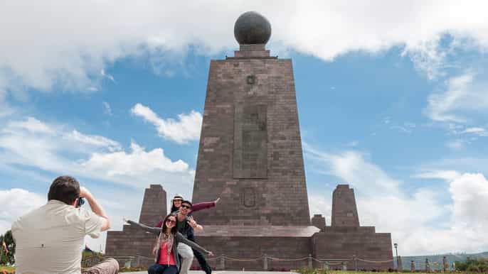 quito middle of the world and craft beer tour