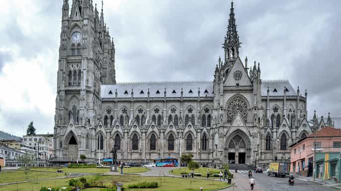 historic quito and craft beer tour