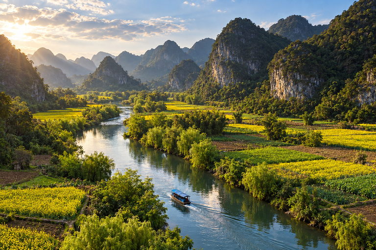 Guizhou: Dragon Palace Tickets & Underground Boat Ride Dragon Palace Cave , Boat Experience & Elevator