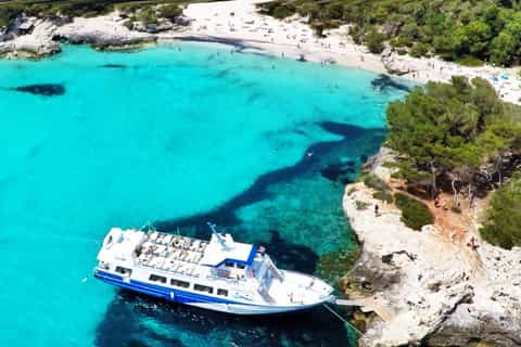 Menorca: paseo en barco a calas y playas con paella