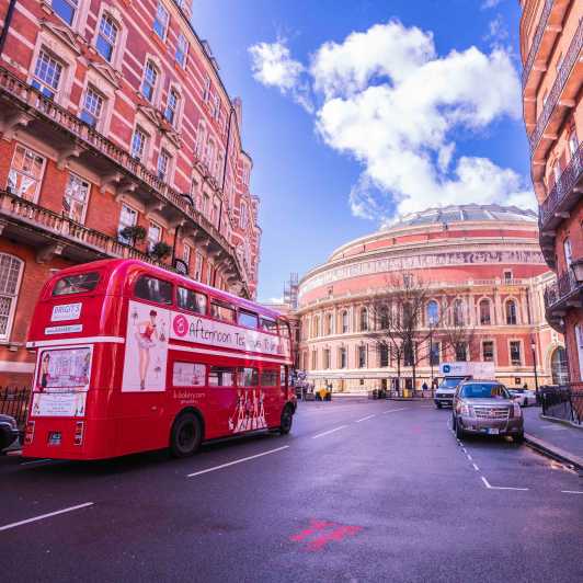 London: Guidet busstur med klassisk «afternoon tea»