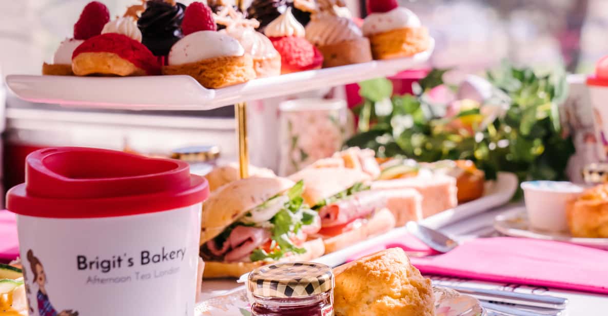 London: Afternoon Tea Bus Tour