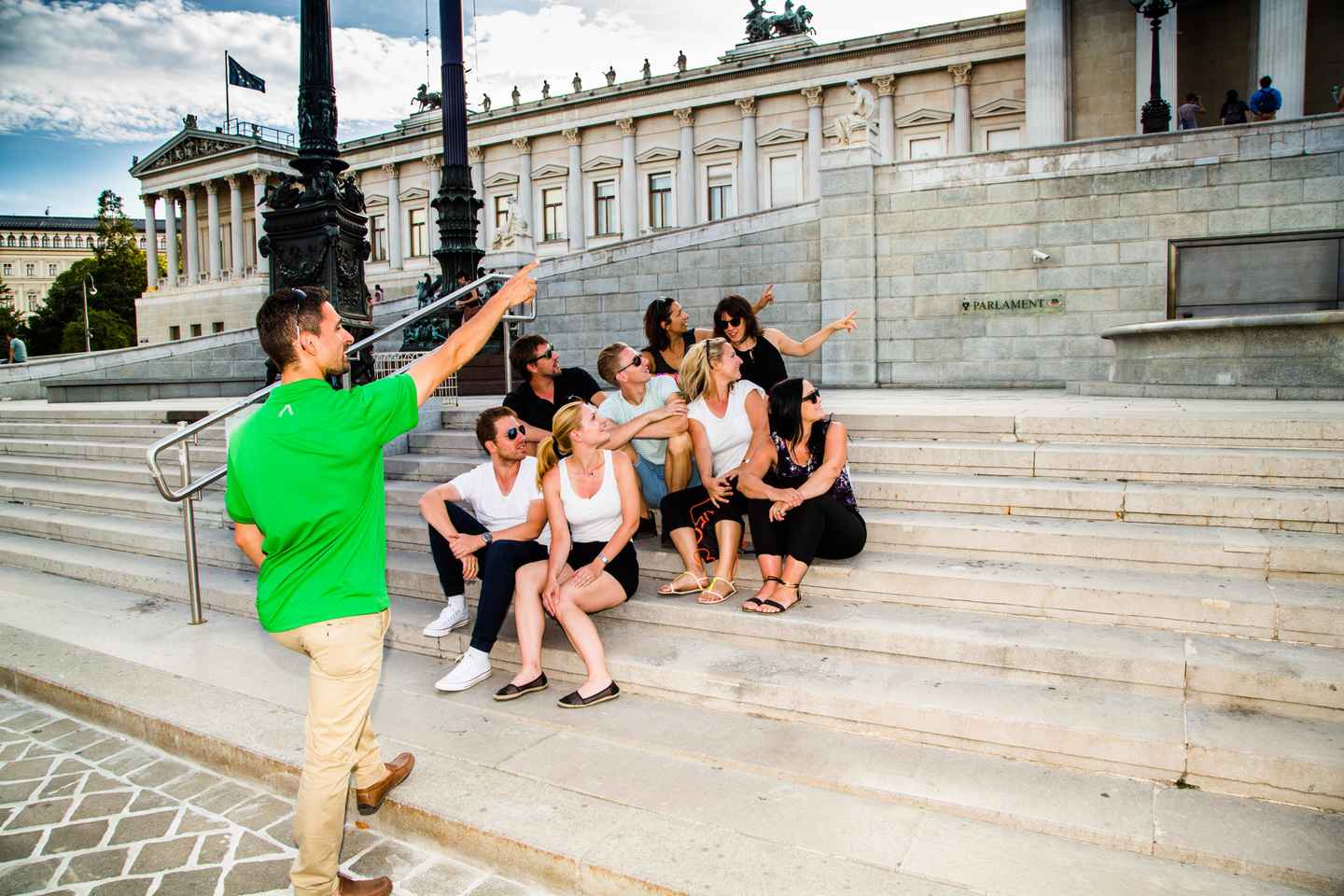 the ideal combo: an invigorating walk and a fun bike tour
