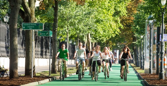 Vienna by Bike 3-Stunden All-In-One City Bike Tour auf Englisch