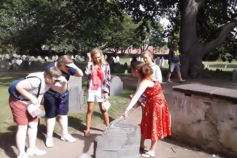 Salem: History & Witchcraft Day Tour