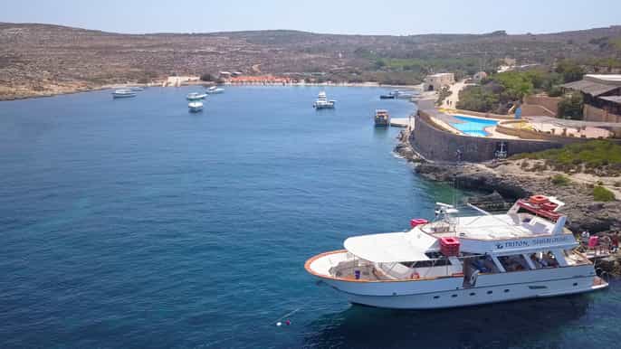 from malta three islands swimming and sightseeing boat tour