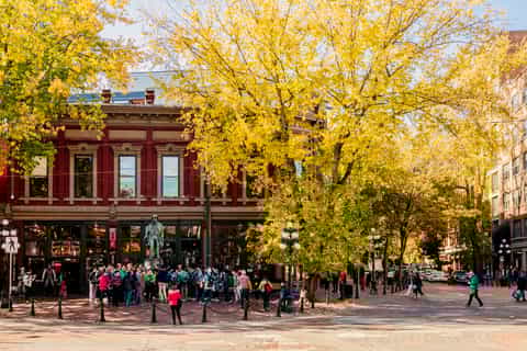Vancouver: 24 or 48-Hour Hop-On Hop-Off Sightseeing Bus Pass