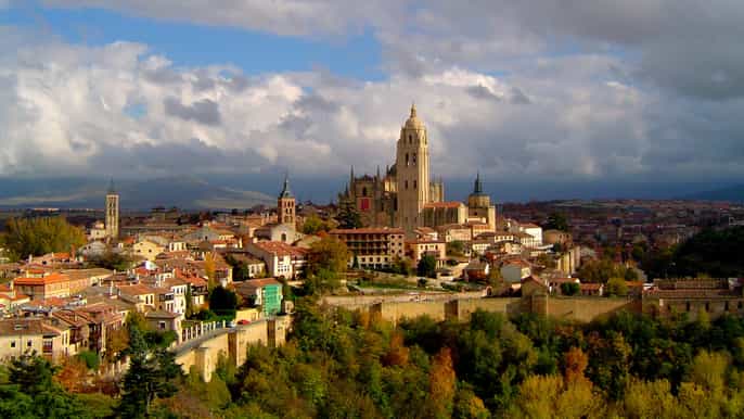 madrid høydepunktene i segovia og Ávila i ditt eget tempo