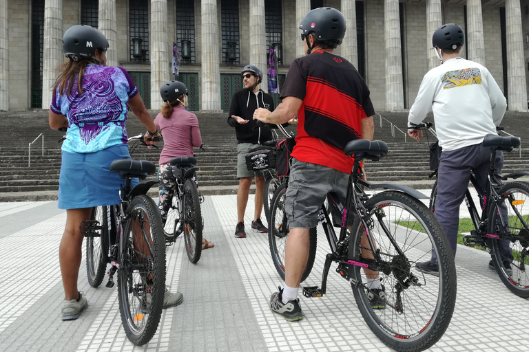 جولة بالدراجة ليوم كامل، تجربة طعام وثقافة، بحد أقصى 6 أشخاص