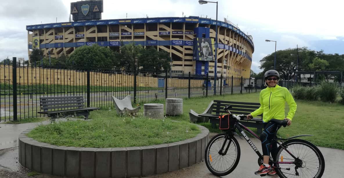 Buenos Aires: South and North Full-Day Bike Tour With Lunch