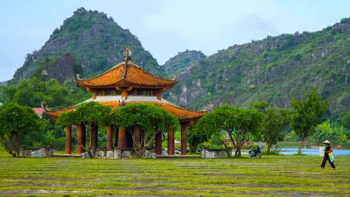 fullday tam coc and hoa lu tour from hanoi