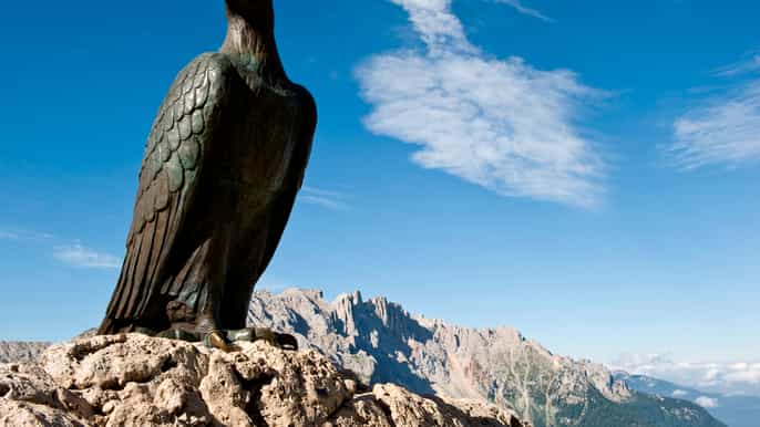 bolzano dolomites hiking tour