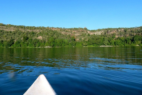 1 dag vandring och kanotpaddling vid sjön Duluti