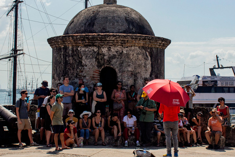 Tour durch die ummauerte Stadt und die Festung San Felipe