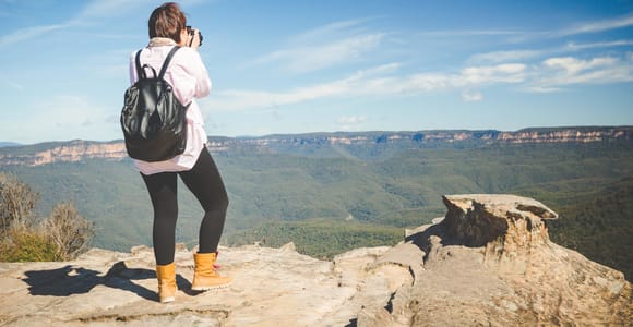 From Sydney: Blue Mountains Bushwalks & Featherdale Tour
