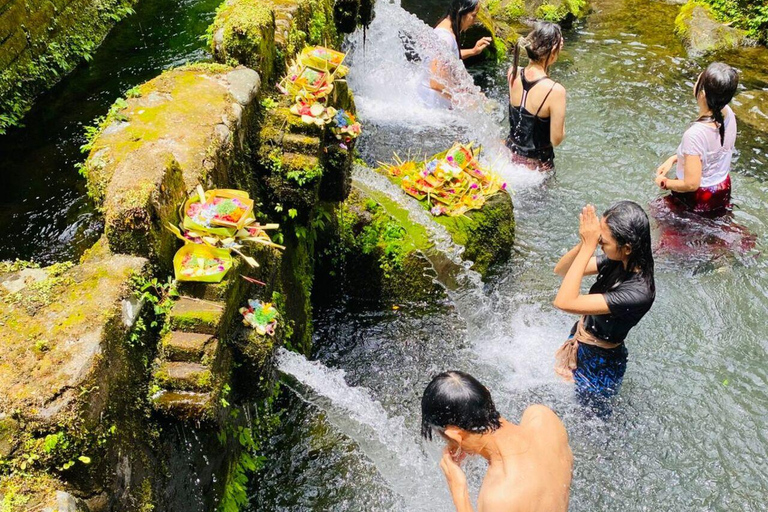 Mengening Temple: What Melukat Actually Feels Like