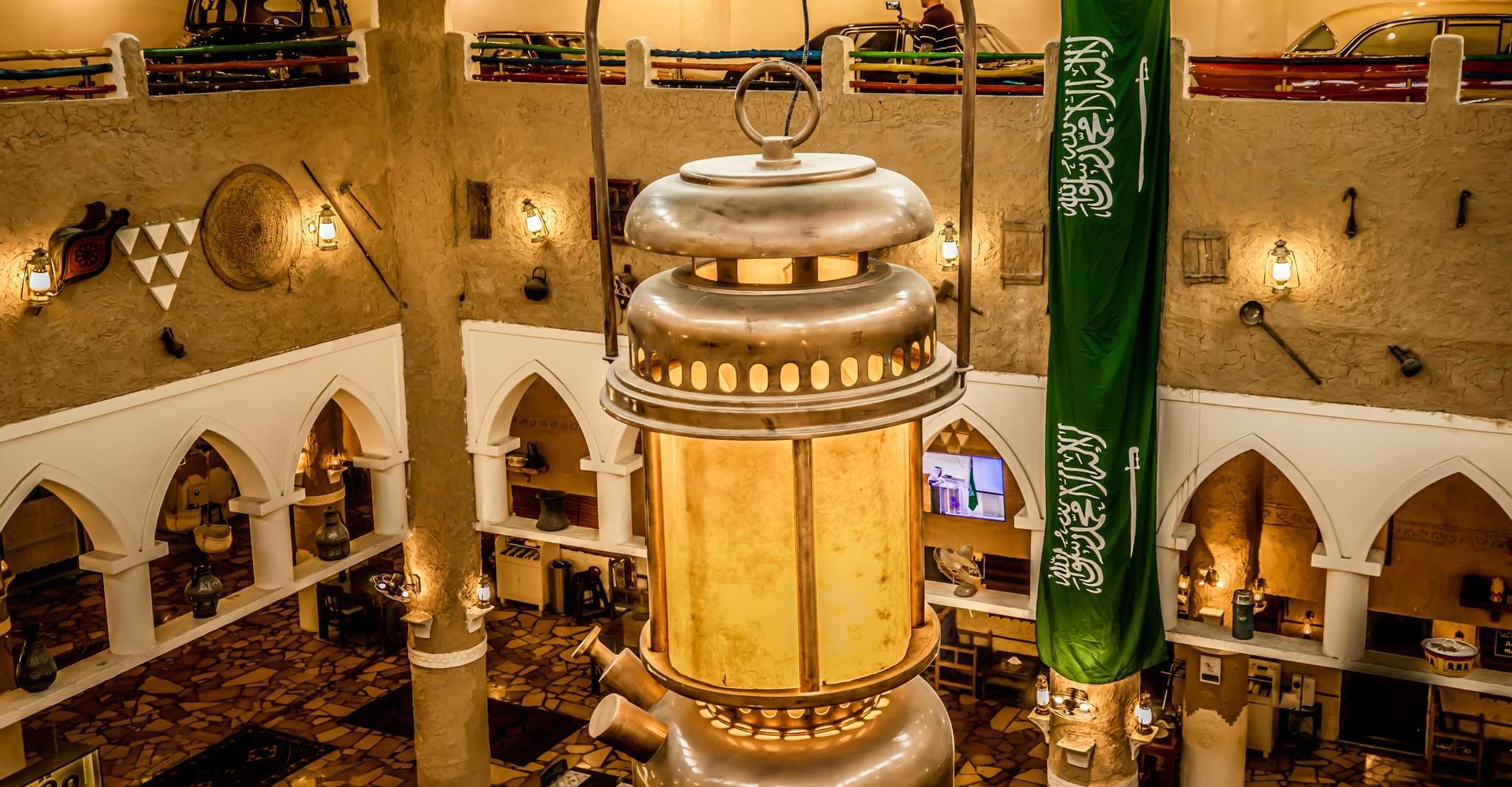 Saudi Arabia Tour from Bahrain including Traditional Meal photo 4