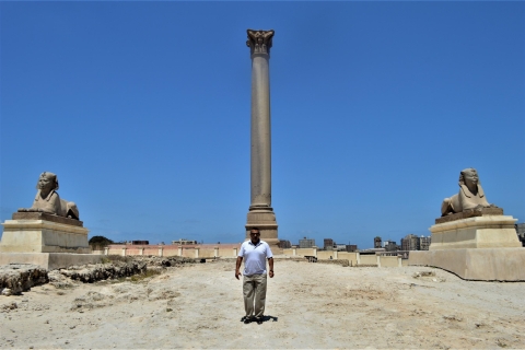 Cairo: Archeologische dagtocht naar AlexandriëDagtocht met gedeelde overdracht en gids