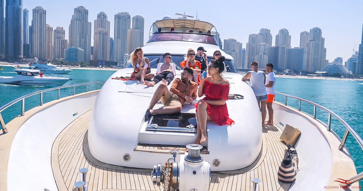 Dubai Marina Luxury Yacht Tour With Breakfast Or Bbq Getyourguide