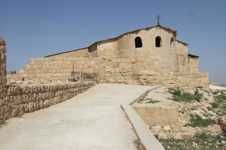 De Amã: Excursão privada de um dia a Madaba, Monte Nebo e Mar Morto