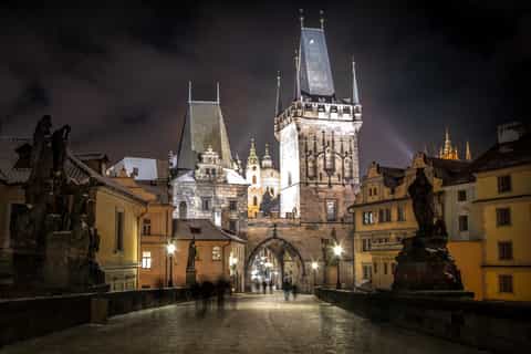 prague ghosts and legends 1.5hour walking tour