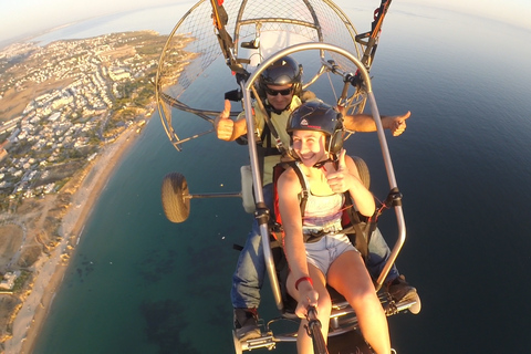 Albufeira: vuelos en parapente y paratrike en tándemVuelo biplaza en parapente y paratrike con fotos y video