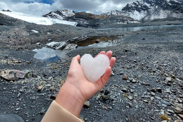 Huaraz: Dia inteiro Nevado Pastoruri + Águas Espumantes