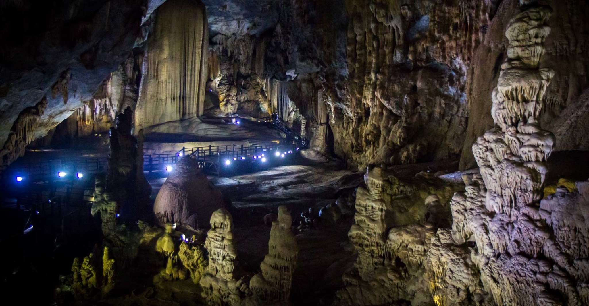 从Phong Nha/Dong Hoi、天堂和Phong Nha洞穴之旅 - Hizvo