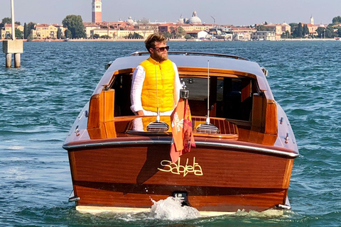 Venedig: Halvdags båttur till Canal Grande, Murano och BuranoVenedig: Båtutflykt med Grand Canal, Murano och Burano på en halvdag