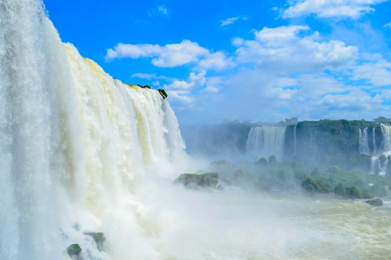 Z Foz do Iguaçu: Brazylijska strona wodospadówWycieczka po wodospadach