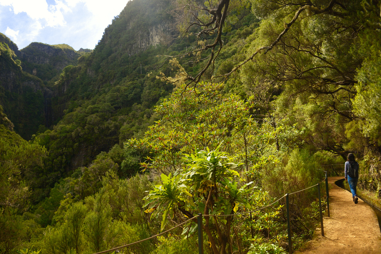 Spacery po Maderze: Rabaçal i 25 fontannMadeira Walks - Rabaçal i 25 fontann