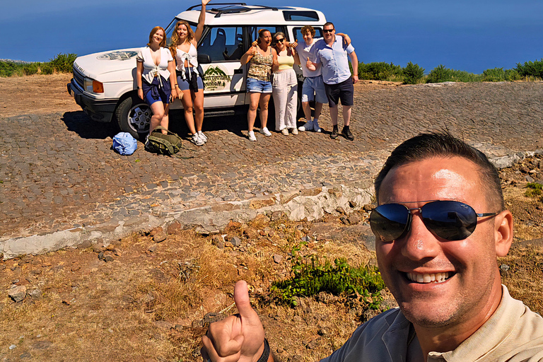 Excursion en jeep dans l&#039;ouest de Madère – Fanal, Seixal, piscines naturelles et petits groupes